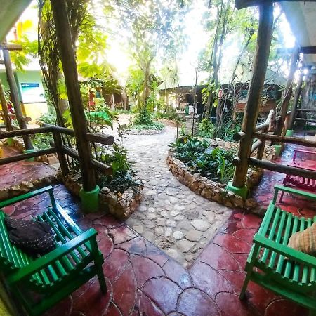 Hostal Dona Chava Pedernales Extérieur photo