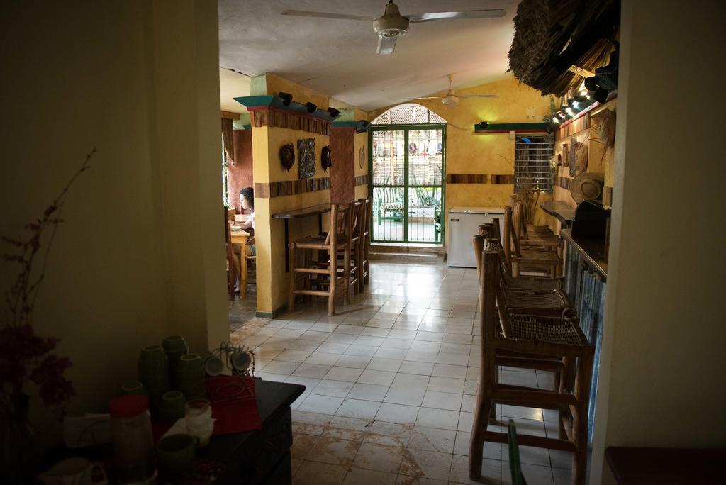 Hostal Dona Chava Pedernales Extérieur photo