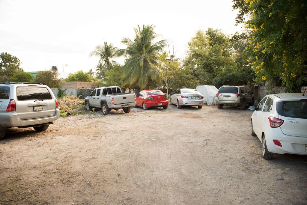 Hostal Dona Chava Pedernales Extérieur photo