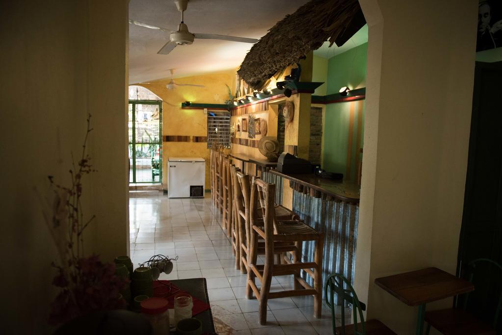 Hostal Dona Chava Pedernales Extérieur photo