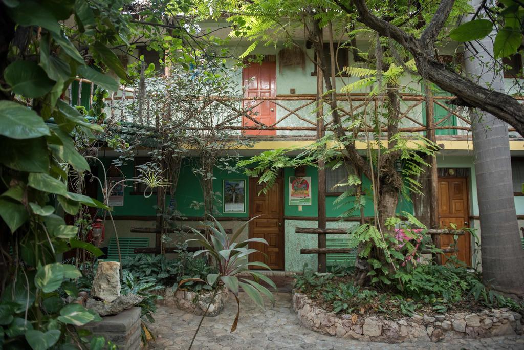 Hostal Dona Chava Pedernales Extérieur photo