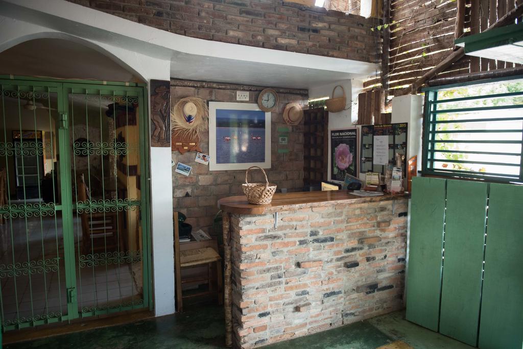 Hostal Dona Chava Pedernales Extérieur photo
