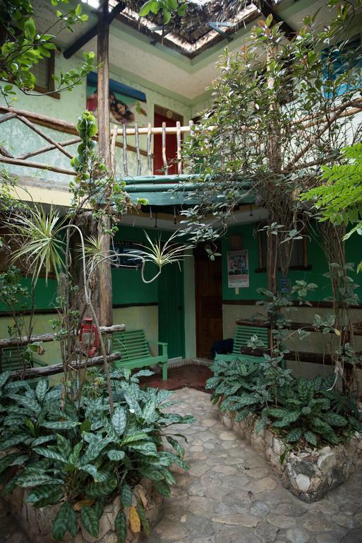Hostal Dona Chava Pedernales Extérieur photo